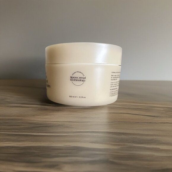 Glow Oasis Probiotics + Moringa Oil Makeupmelt Cleansing Balm - Picture 3 of 3